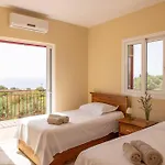 Minos - 4-bedroom Luxury With Pool In Spartia, Kefalonia Villa Spartià