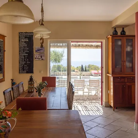 Villa Minos - 4-bedroom Luxury With Pool In Spartia, Kefalonia *