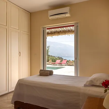 Villa Minos - 4-bedroom Luxury With Pool In Spartia, Kefalonia