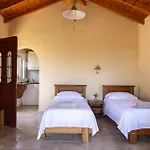 Villa Minos - 4-bedroom Luxury With Pool In Spartia, Kefalonia